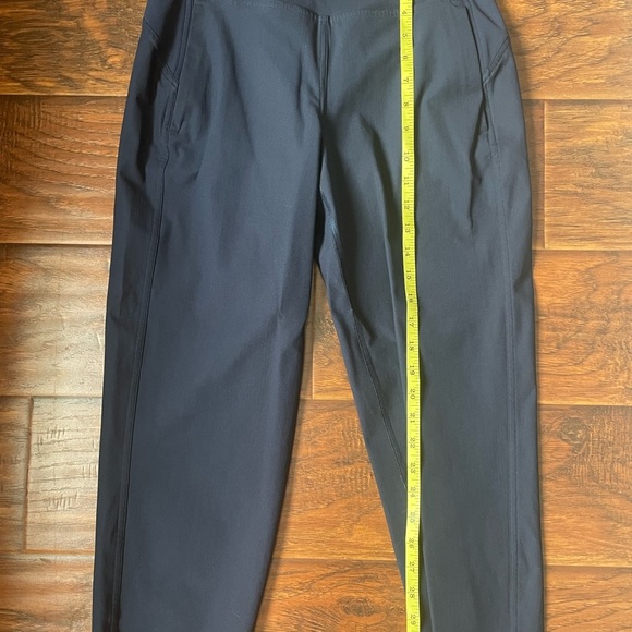 Lululemon Athletica Dark Blue Capris - Picture 9 of 10